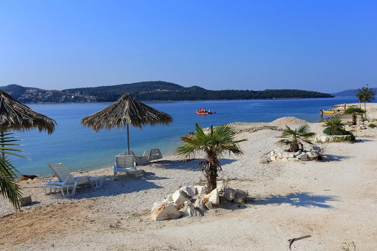 Apartments With A Parking Space Seget Donji, Trogir - 21374 Croatia