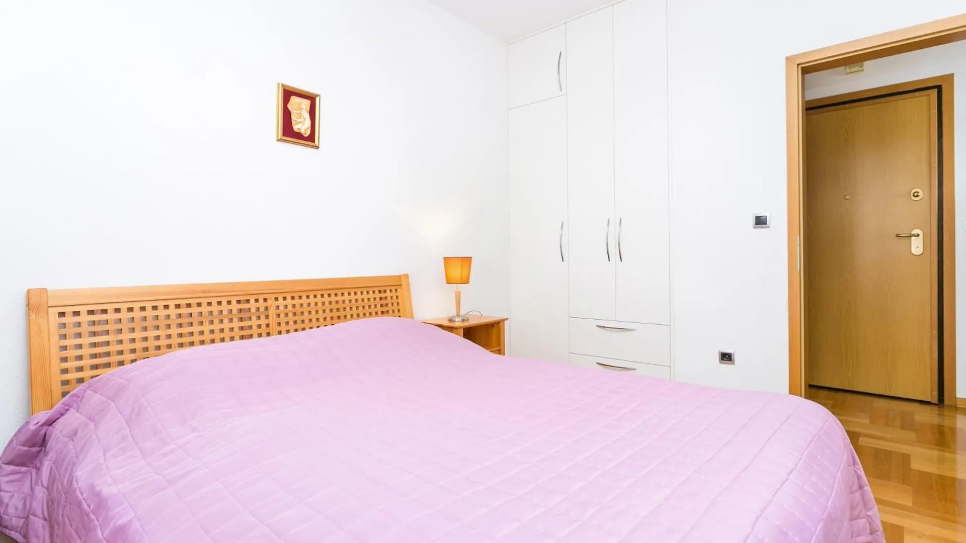 Apartments With A Parking Space Seget Donji, Trogir - 21374