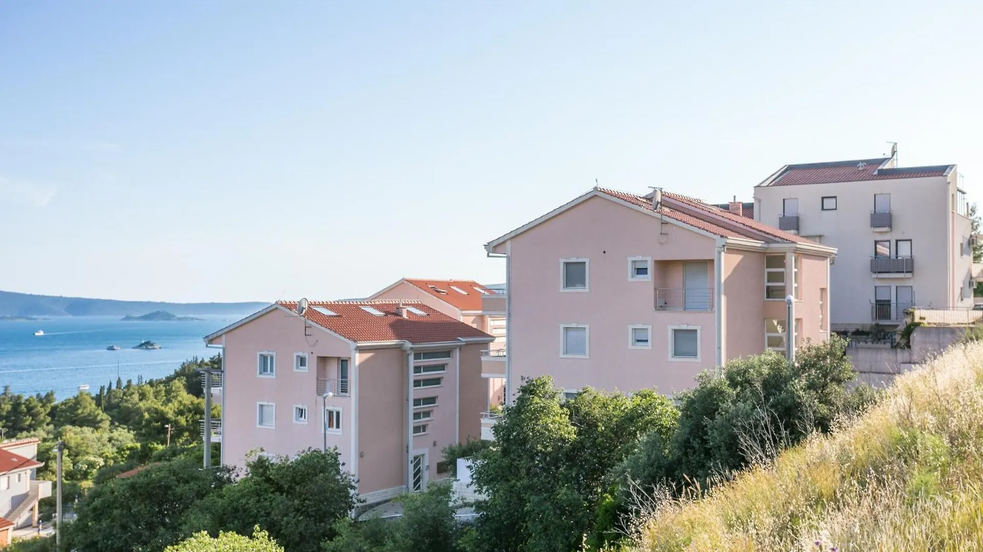 Apartments With A Parking Space Seget Donji, Trogir - 21374