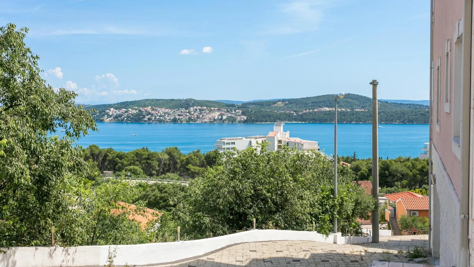 Apartments With A Parking Space Seget Donji, Trogir - 21374